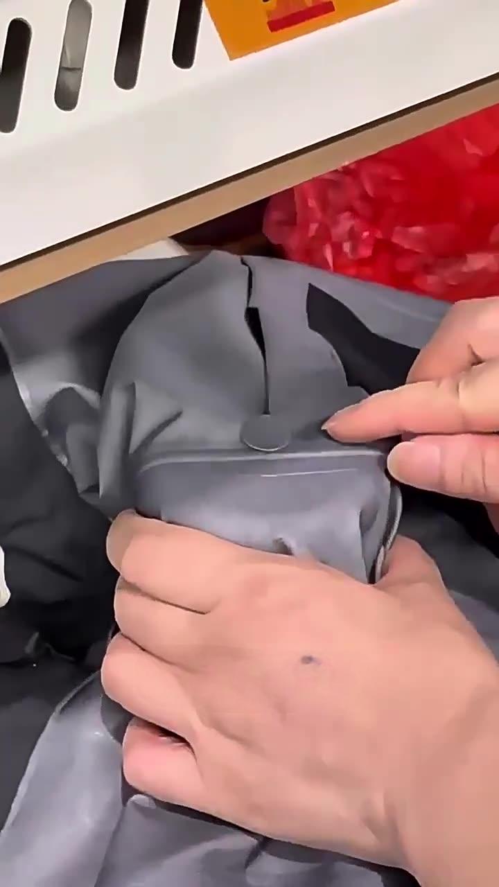 New laminated single-layer jacket is windproof and waterproof