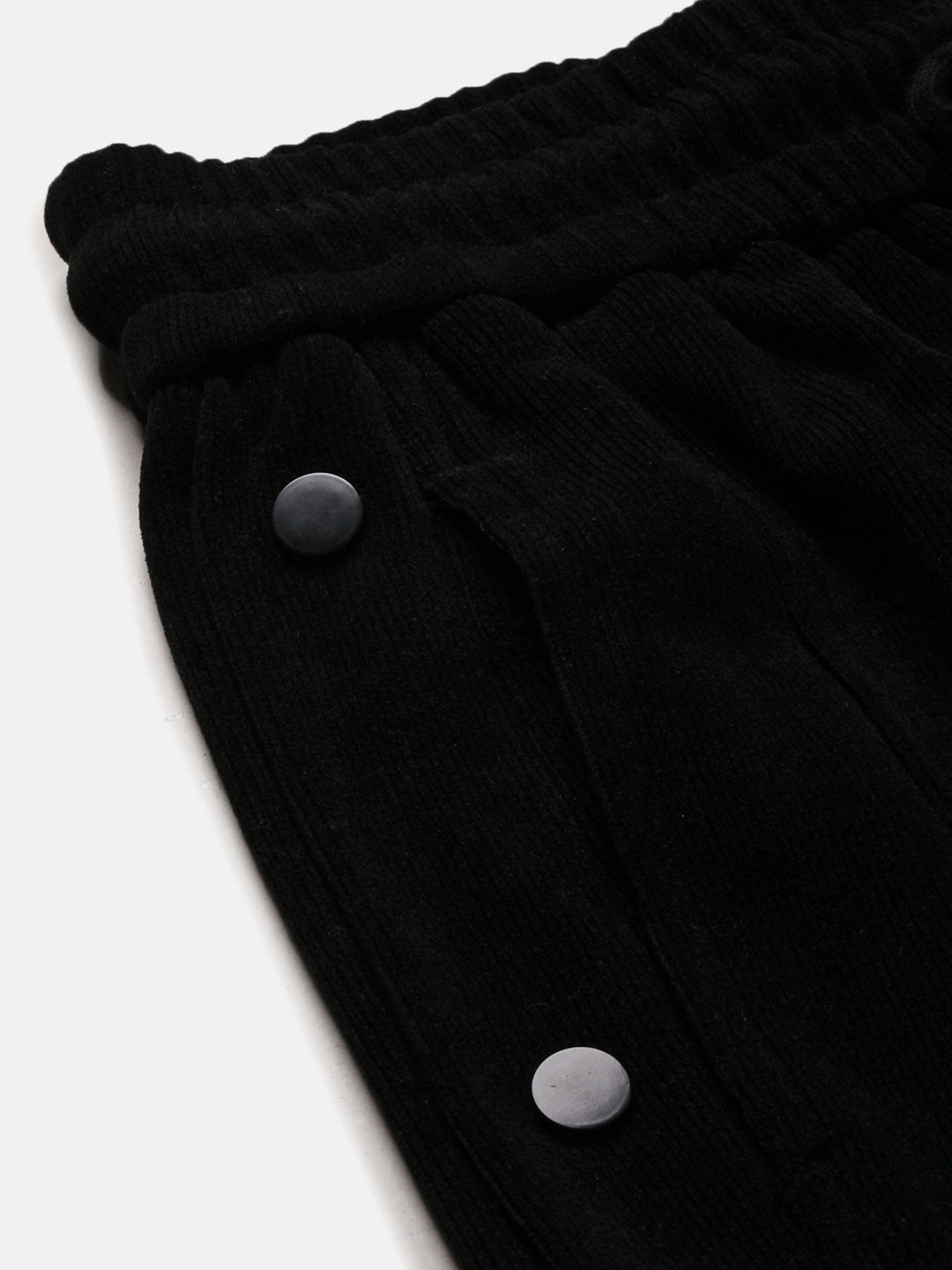 Men's Black Solid Regular Fit Shorts