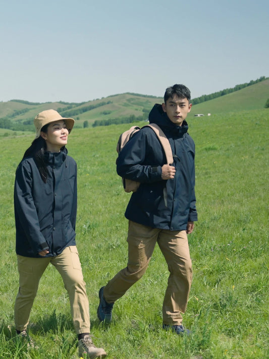 Three-in-one detachable two-piece jacket