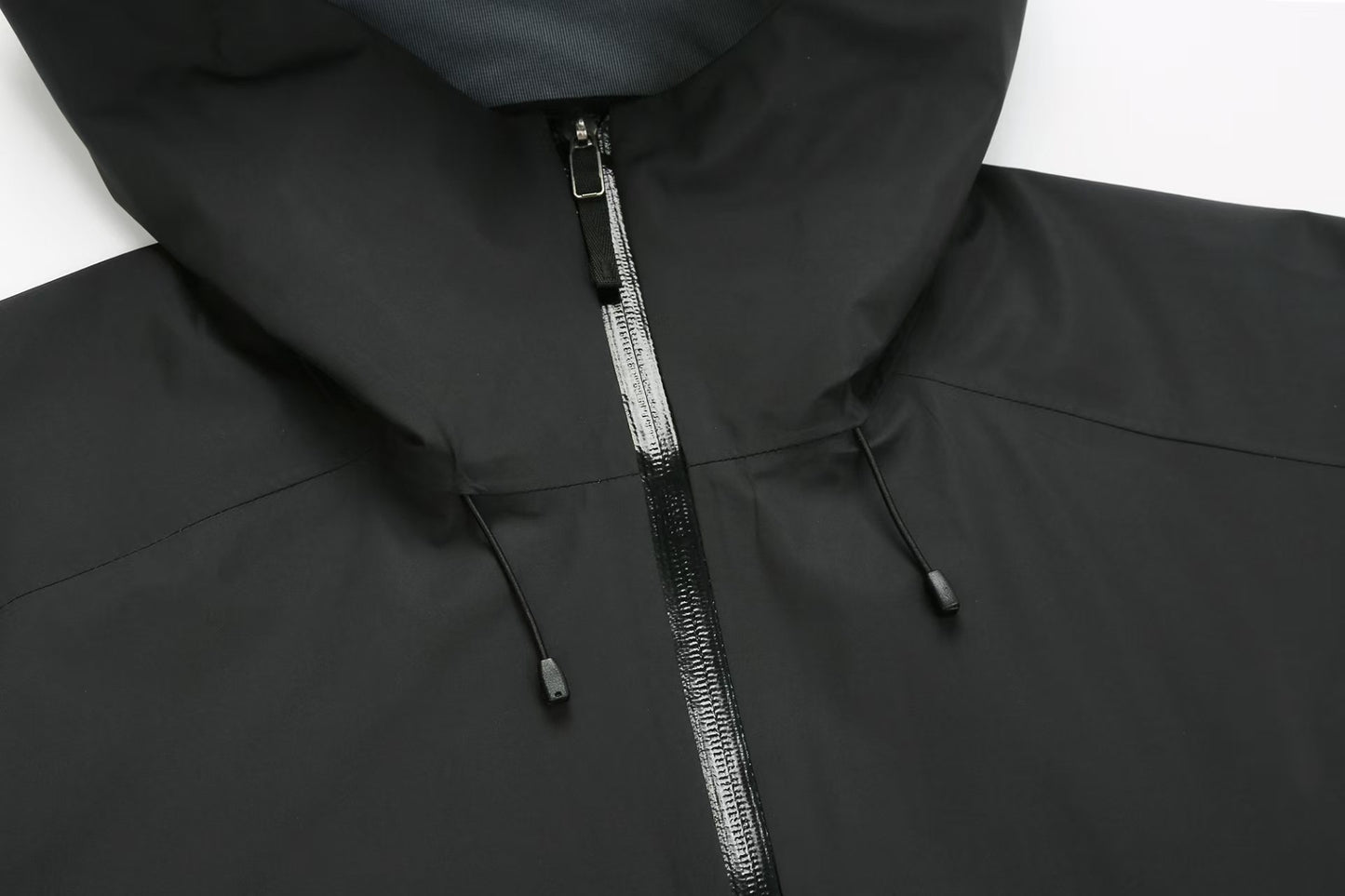 Single-layer outdoor hard shell waterproof ultra-light laminated sports mountaineering jacket for men and women