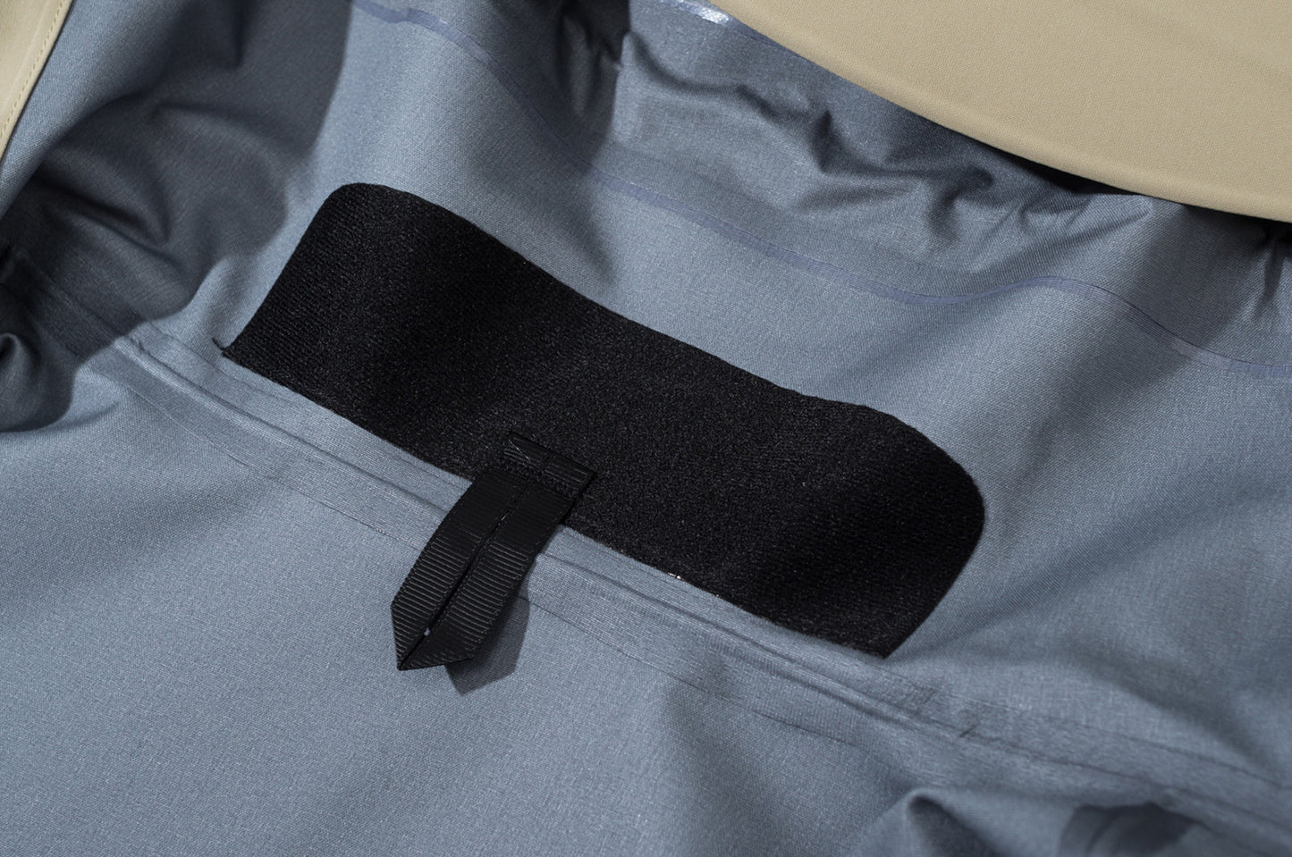 New autumn windproof and waterproof seamless laminated single-layer mountaineering suit