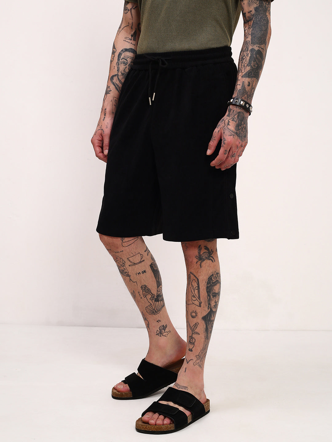 Men's Black Solid Regular Fit Shorts
