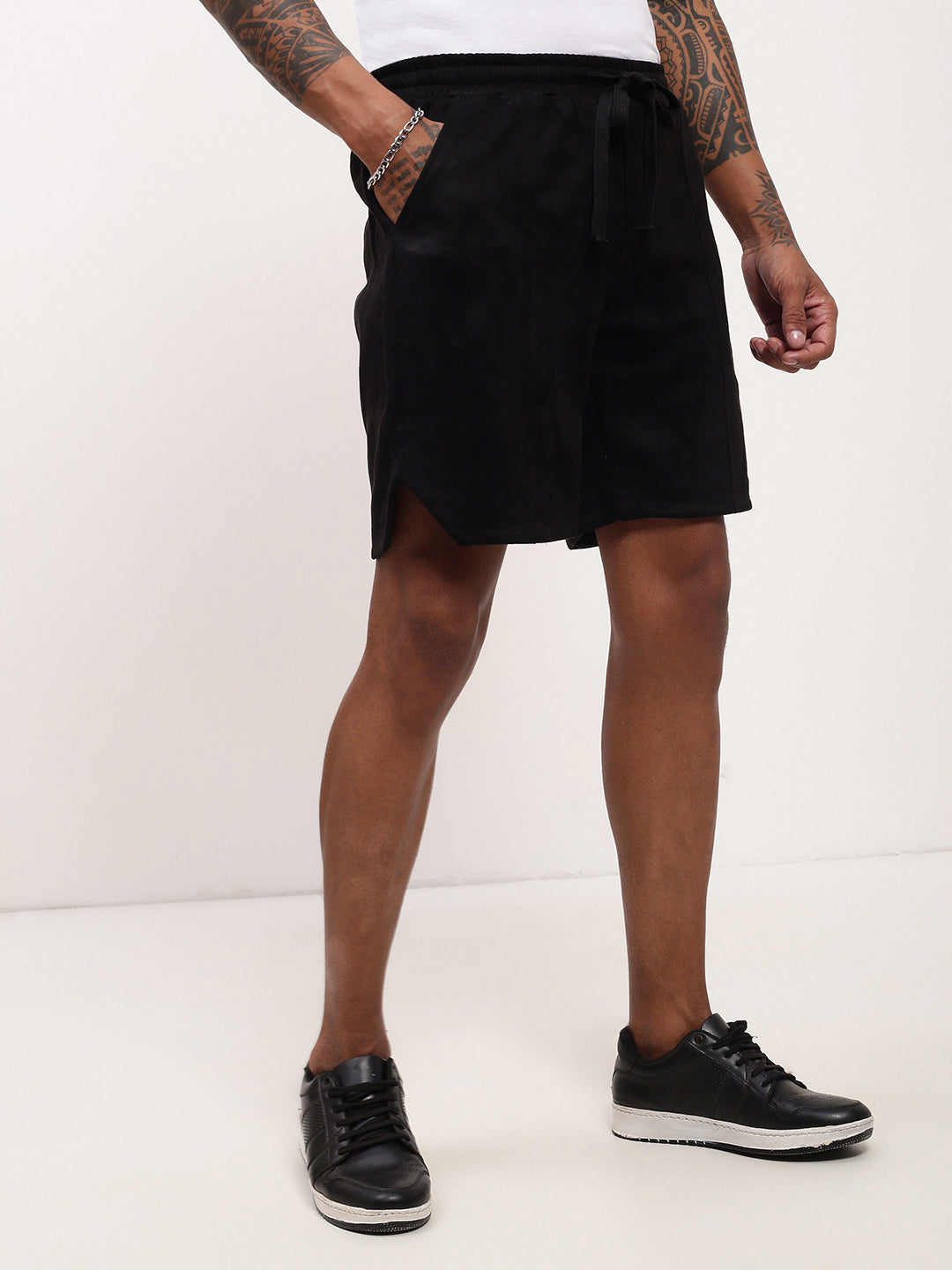 Men's Black Regular Fit Solid Shorts