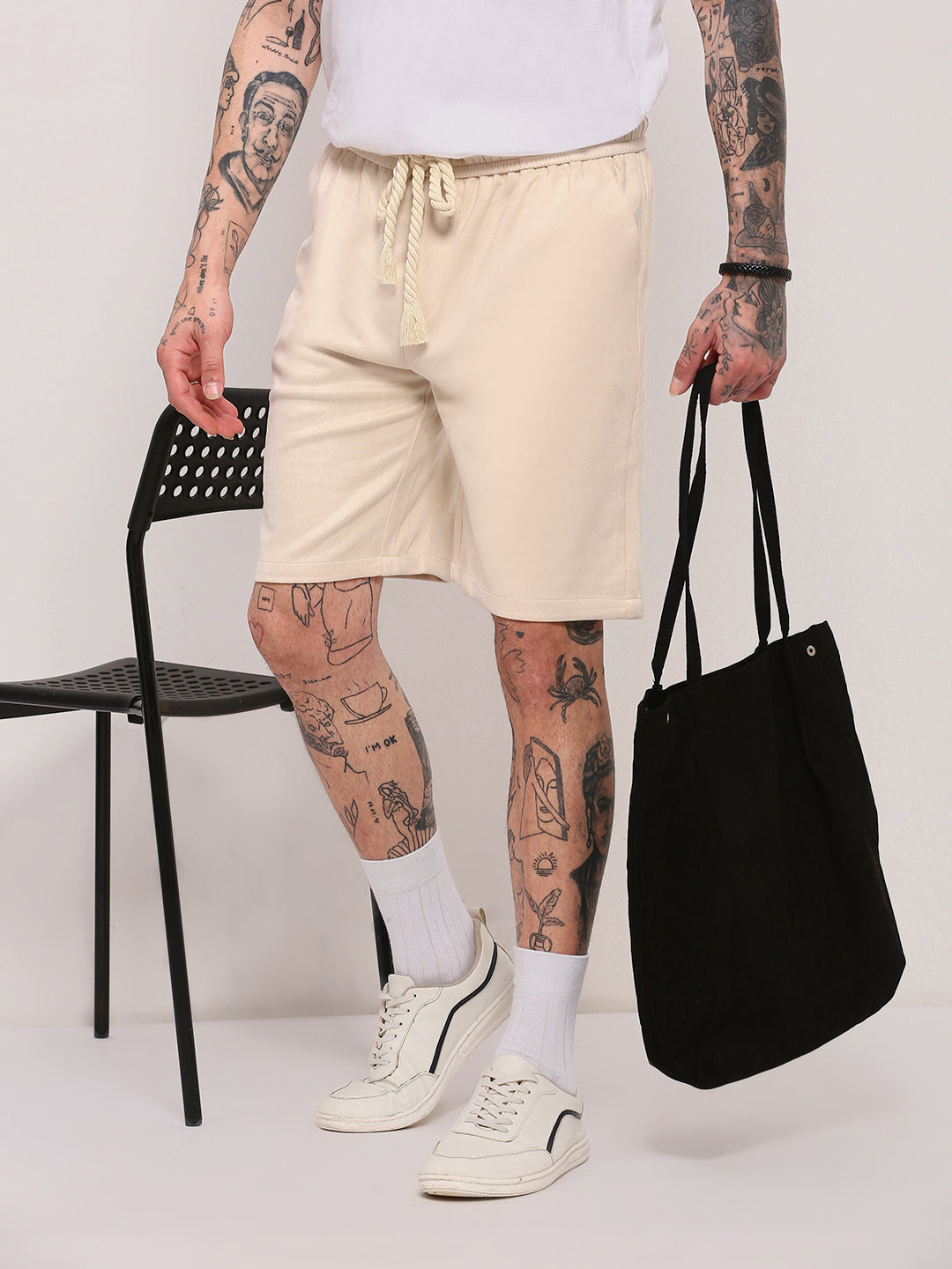 Men's Beige Solid Relaxed Fit Shorts