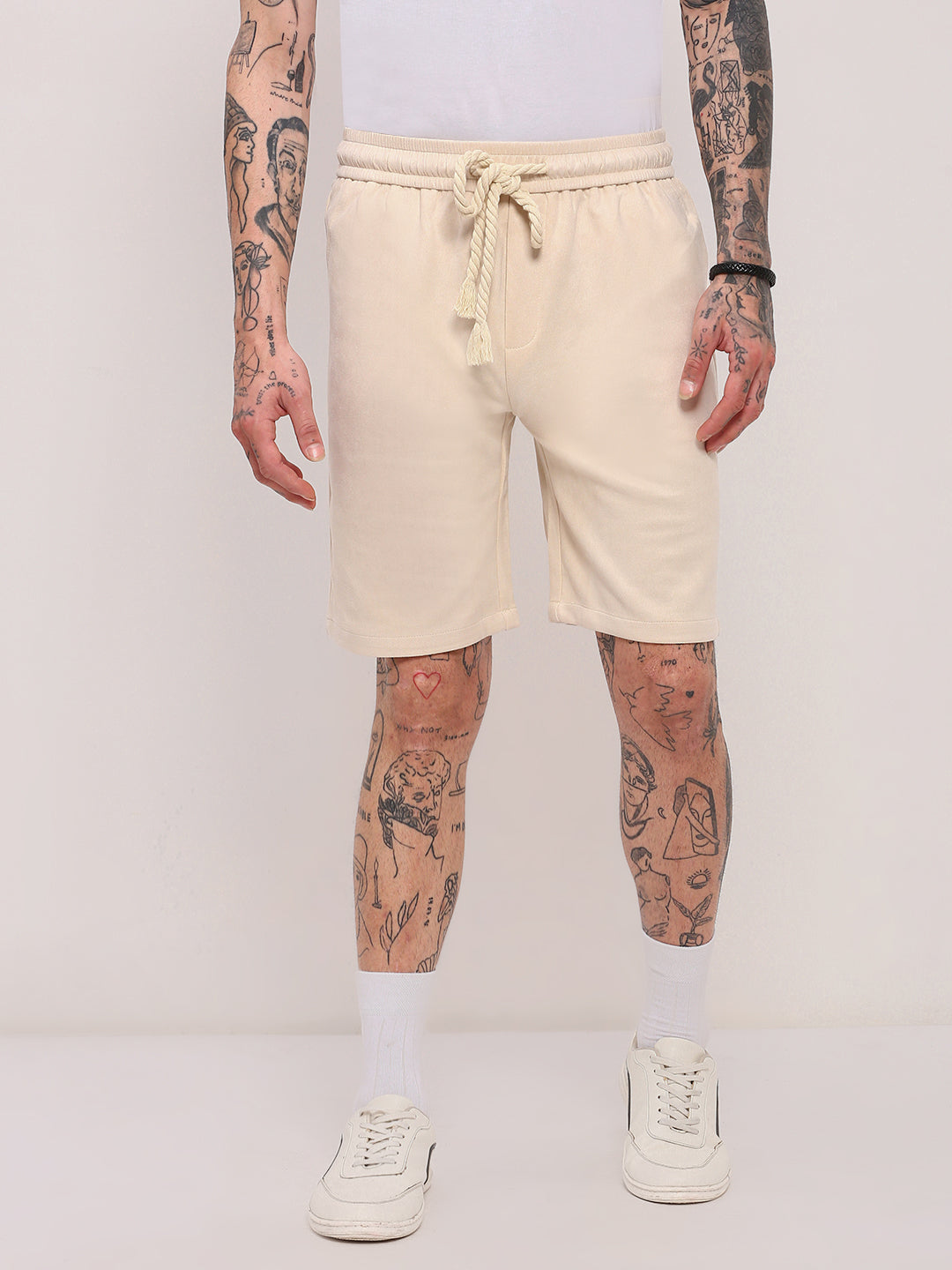 Men's Beige Solid Relaxed Fit Shorts