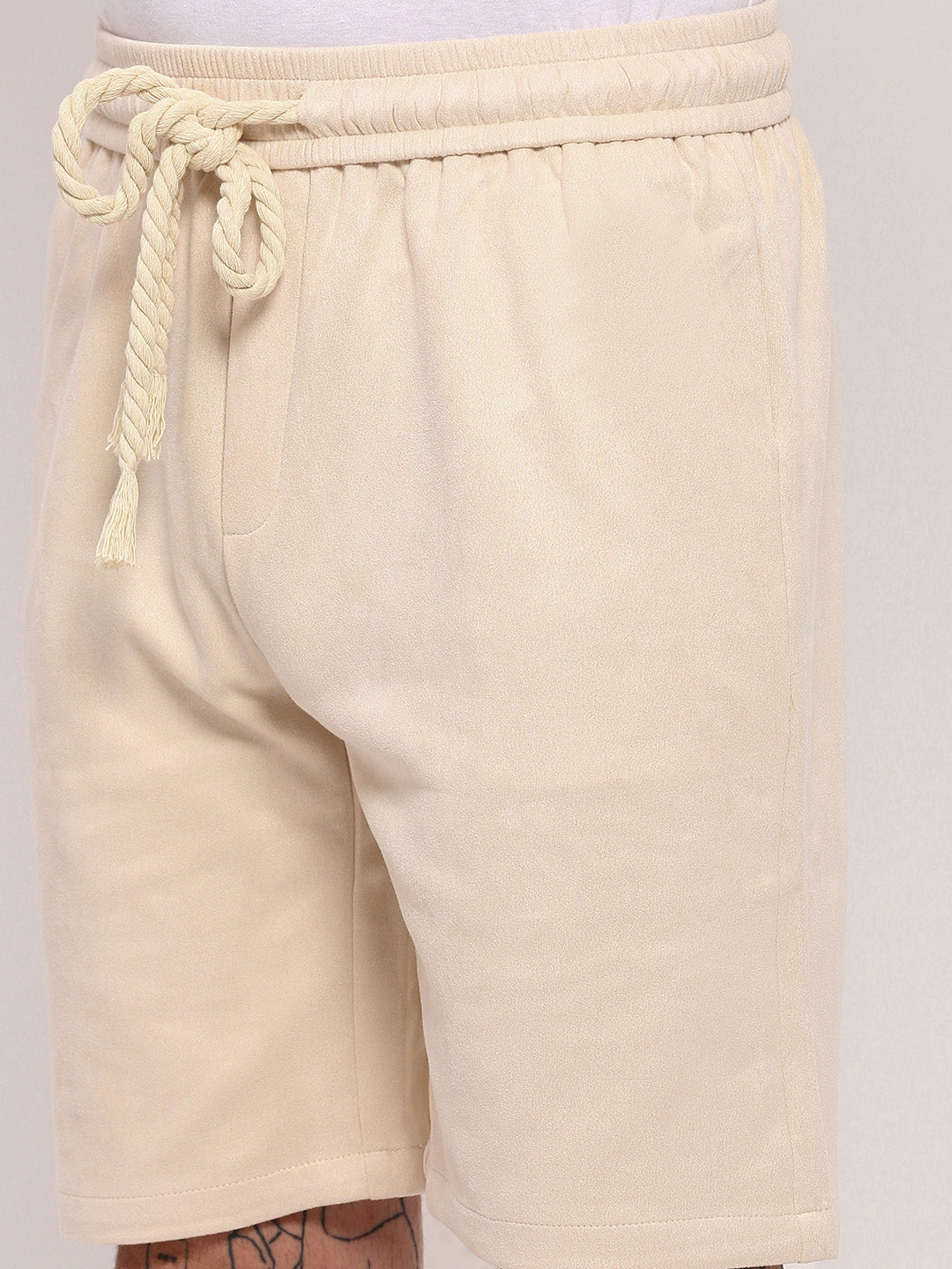 Men's Beige Solid Relaxed Fit Shorts
