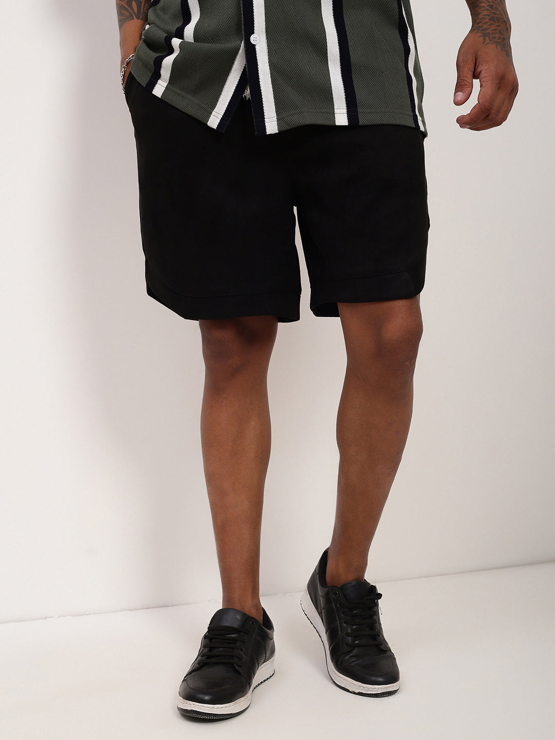 Men's Black Cotton Solid Shorts