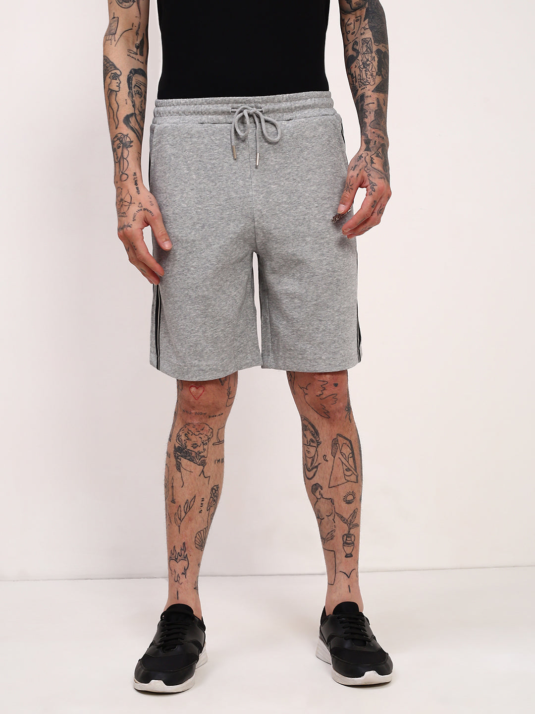 Men's Grey Solid Regular Fit Shorts