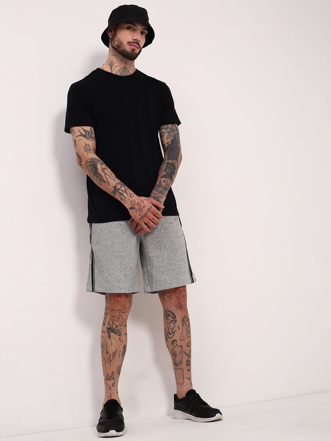 Men's Grey Solid Regular Fit Shorts