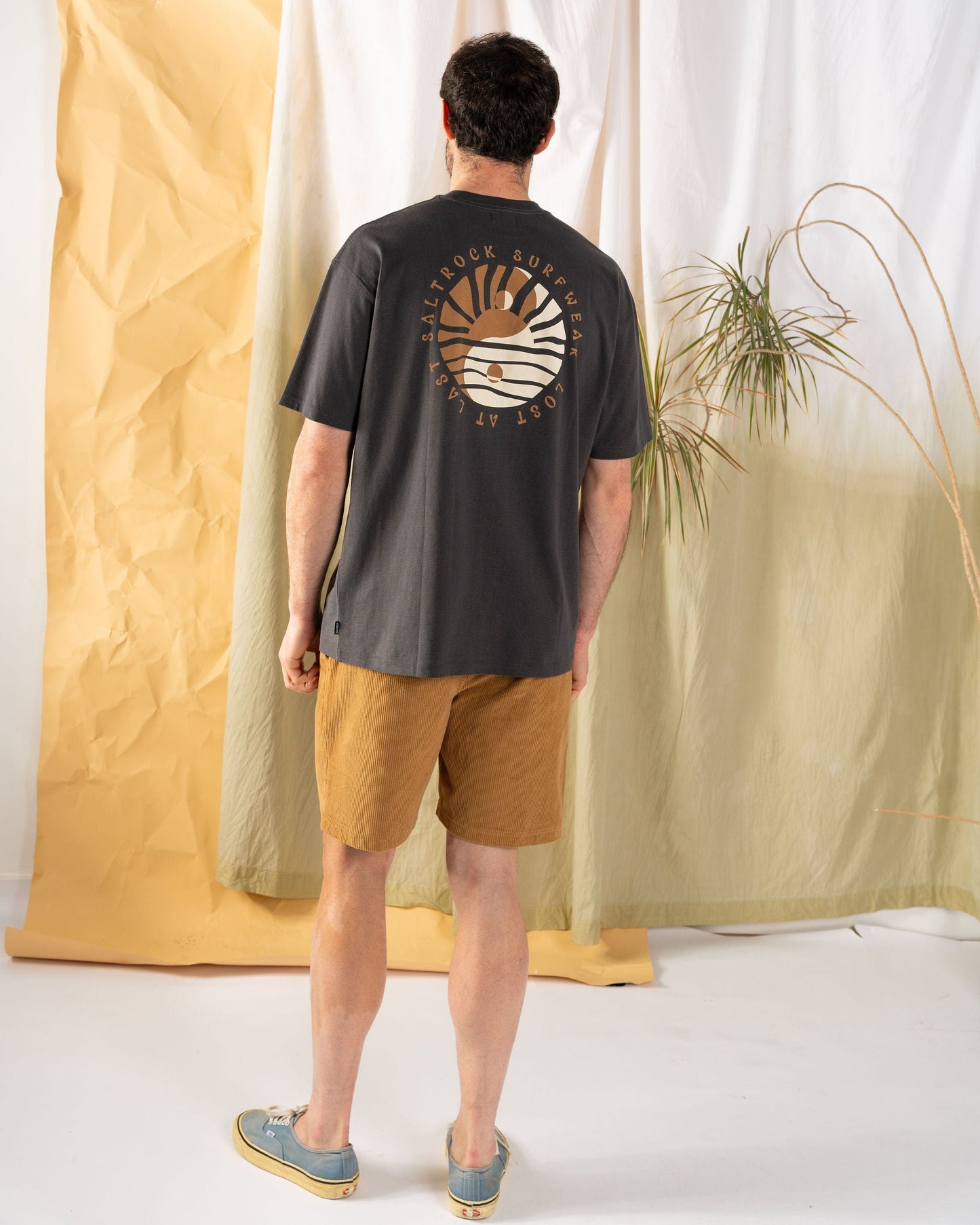 Yin Yang Sun - Mens Oversized Short Sleeve T-Shirt - Dark Grey