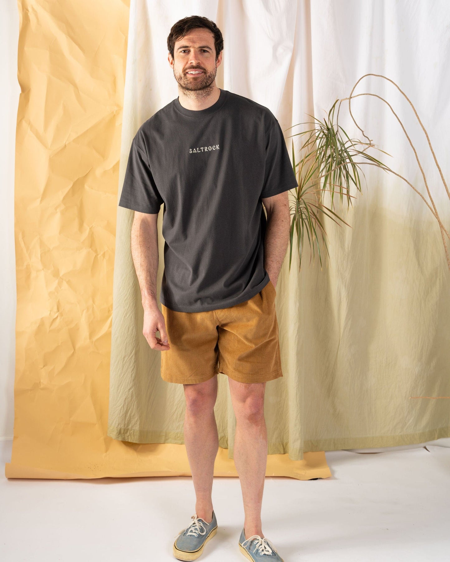 Yin Yang Sun - Mens Oversized Short Sleeve T-Shirt - Dark Grey