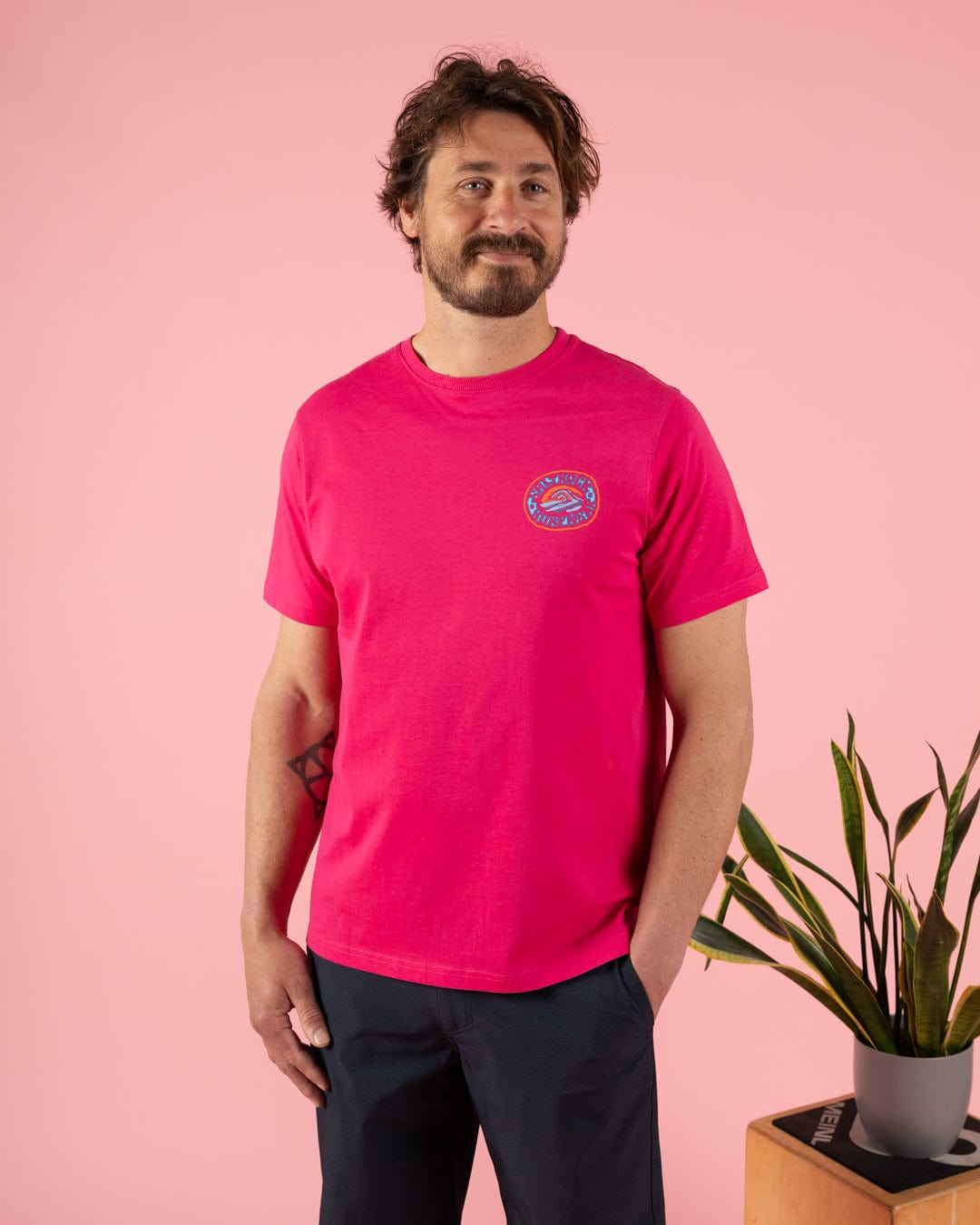 Saltrock Wave - Mens T-Shirt - Pink