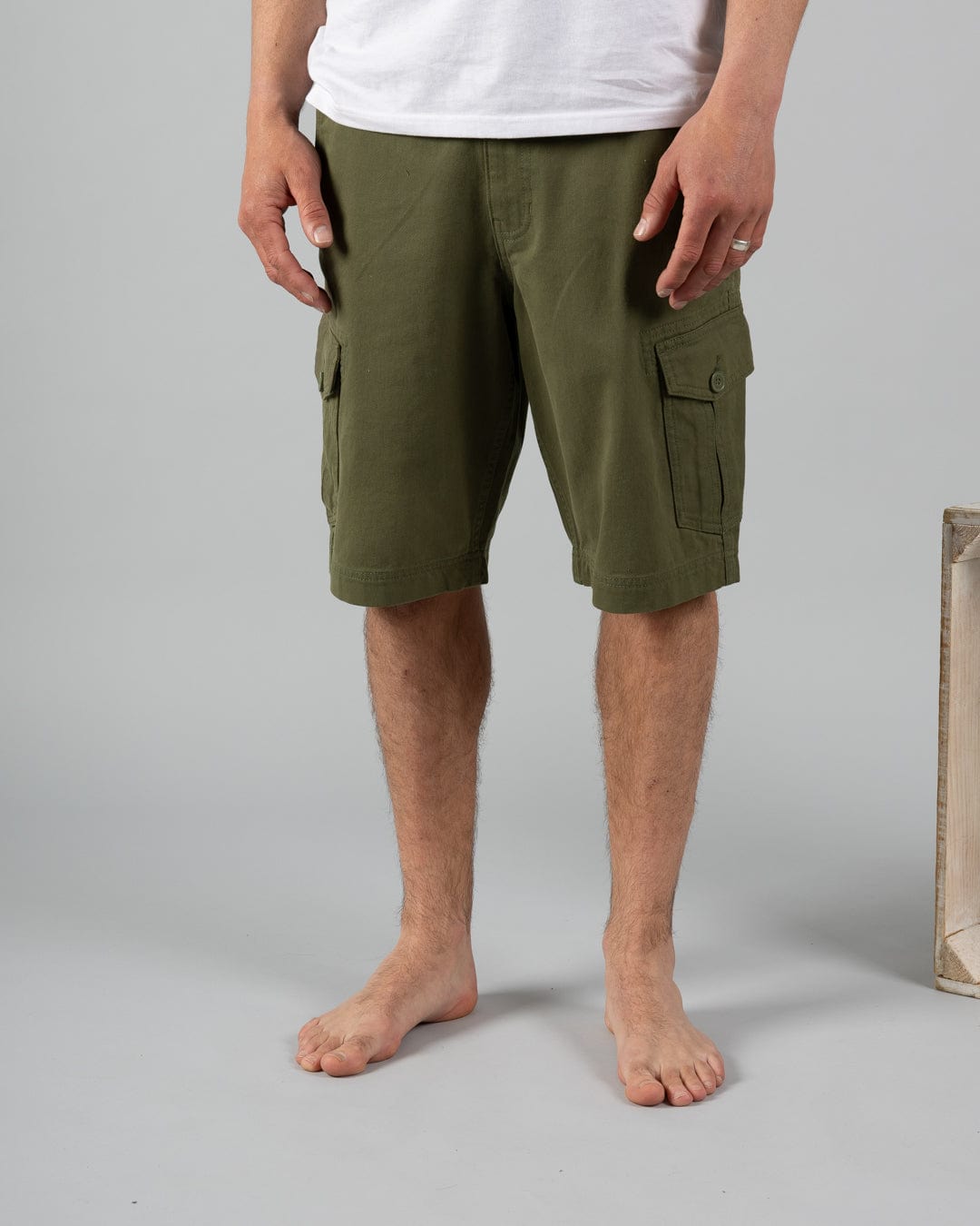 Penwith II - Mens Cargo Short - Dark Green